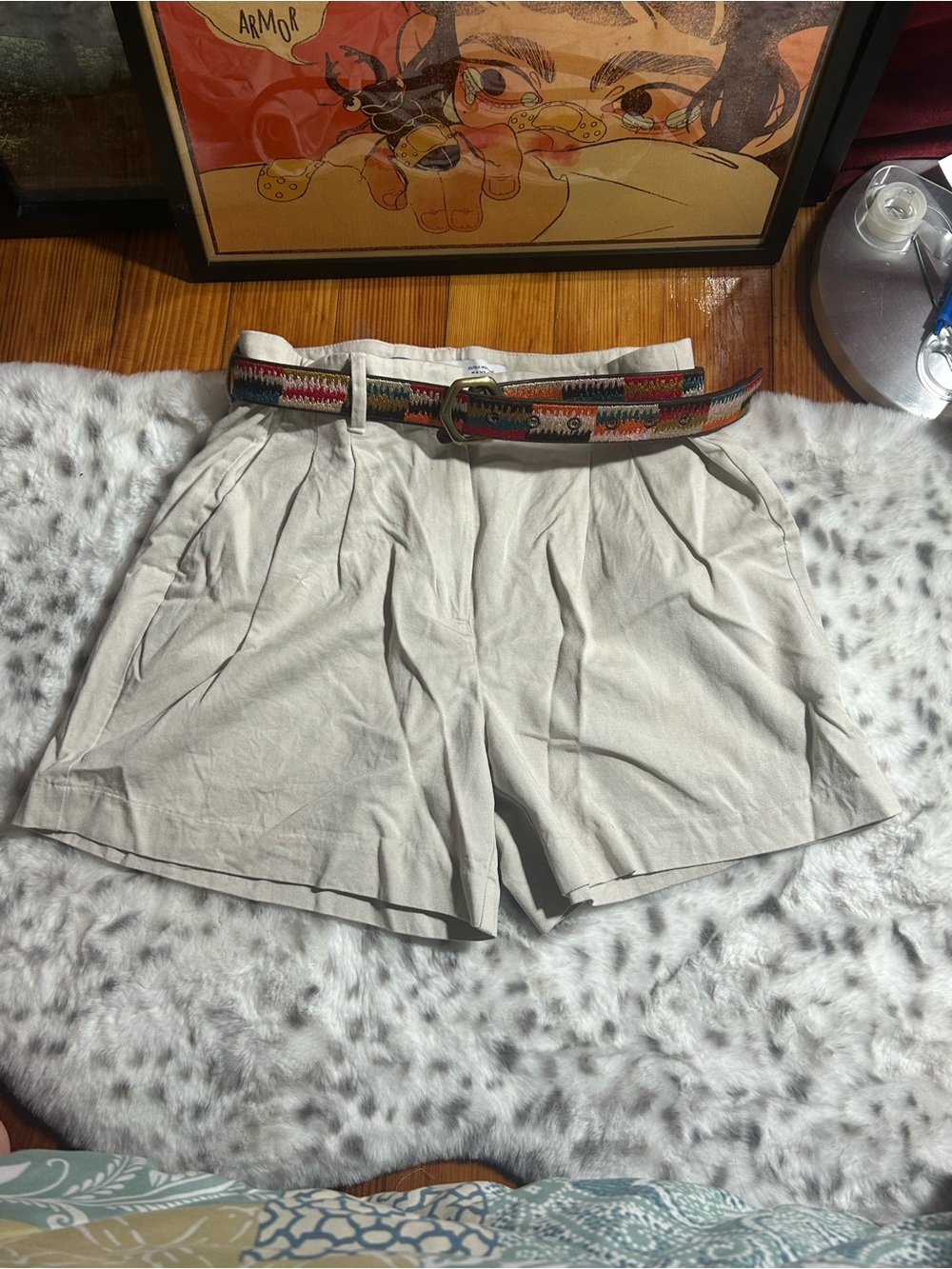 Cream high-waisted shorts with adjustable waist